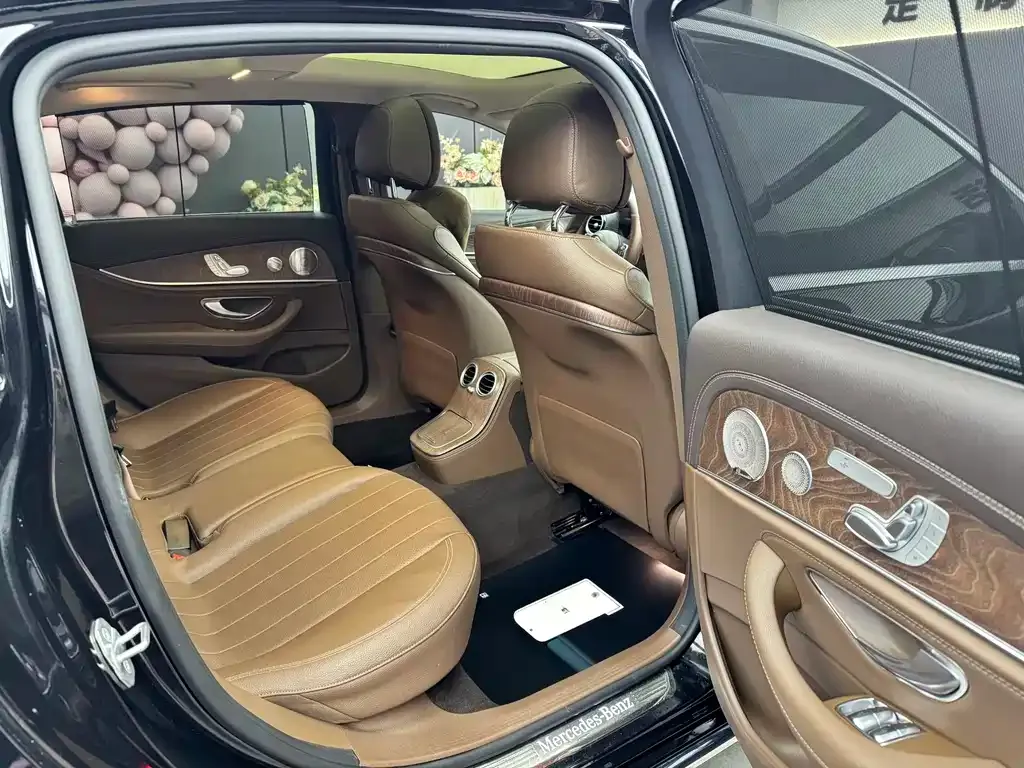 Mercedes-Benz E-Class 2023 из CN, фото 5