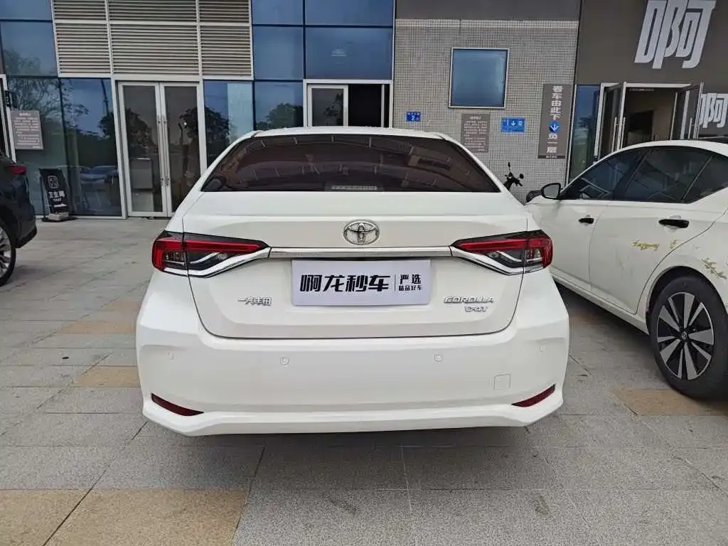 Toyota Corolla 2023 из CN, фото 4