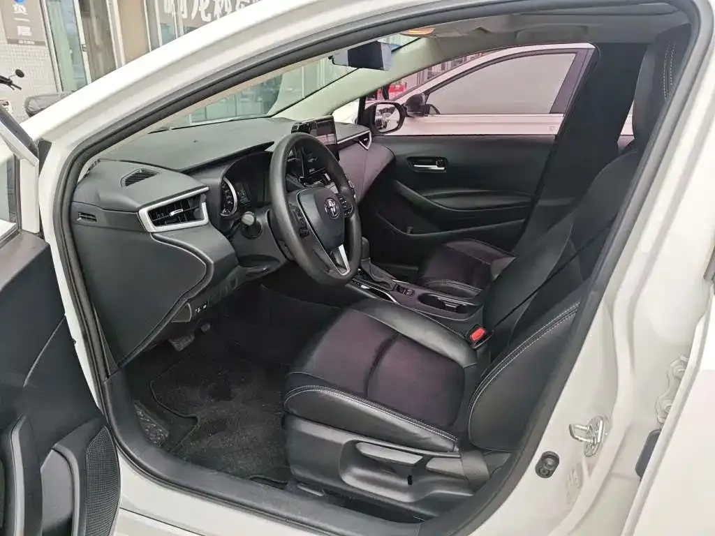 Toyota Corolla 2023 из CN, фото 8