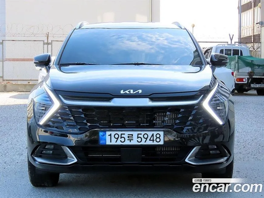 Kia Sportage — фото 1