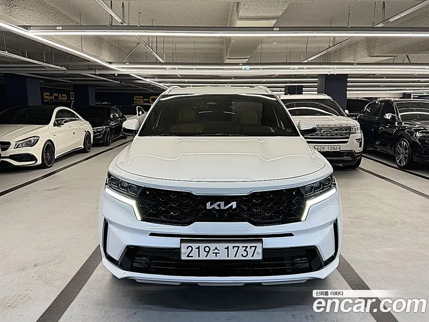 Kia Sorento — фото 5