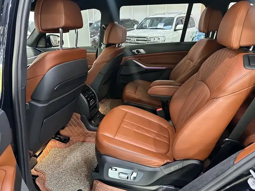 BMW X7 2021 из CN, фото 6