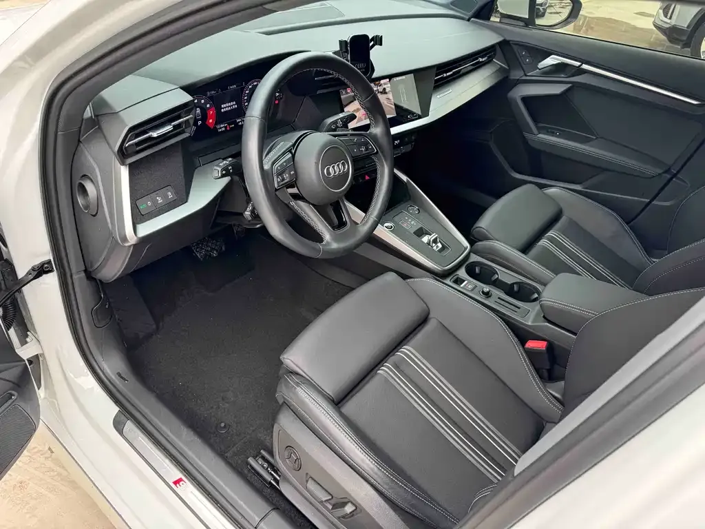 Audi A3 2022 из CN, фото 8