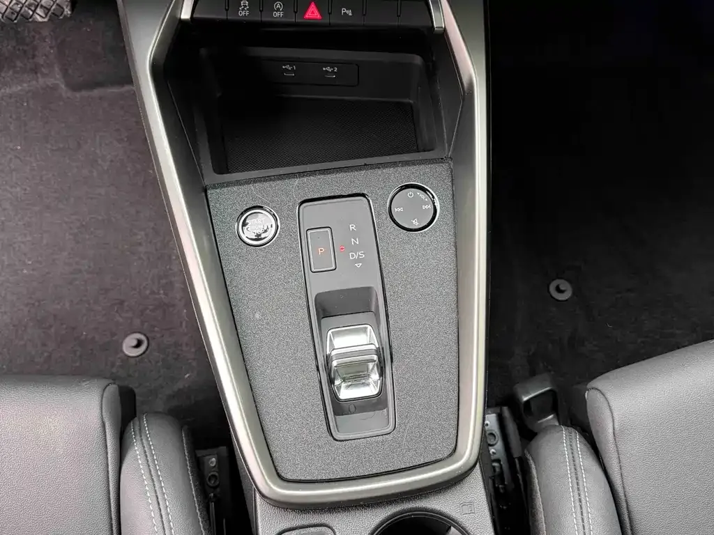 Audi A3 2022 из CN, фото 3
