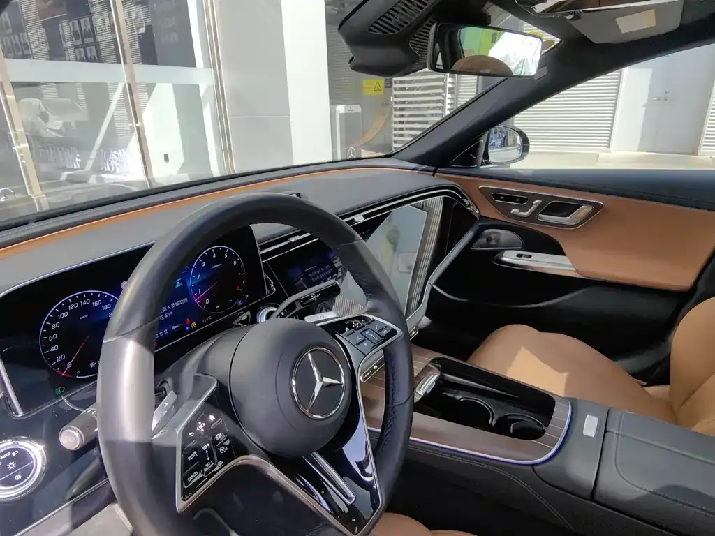 Mercedes-Benz E-Class 2024 из CN, фото 7