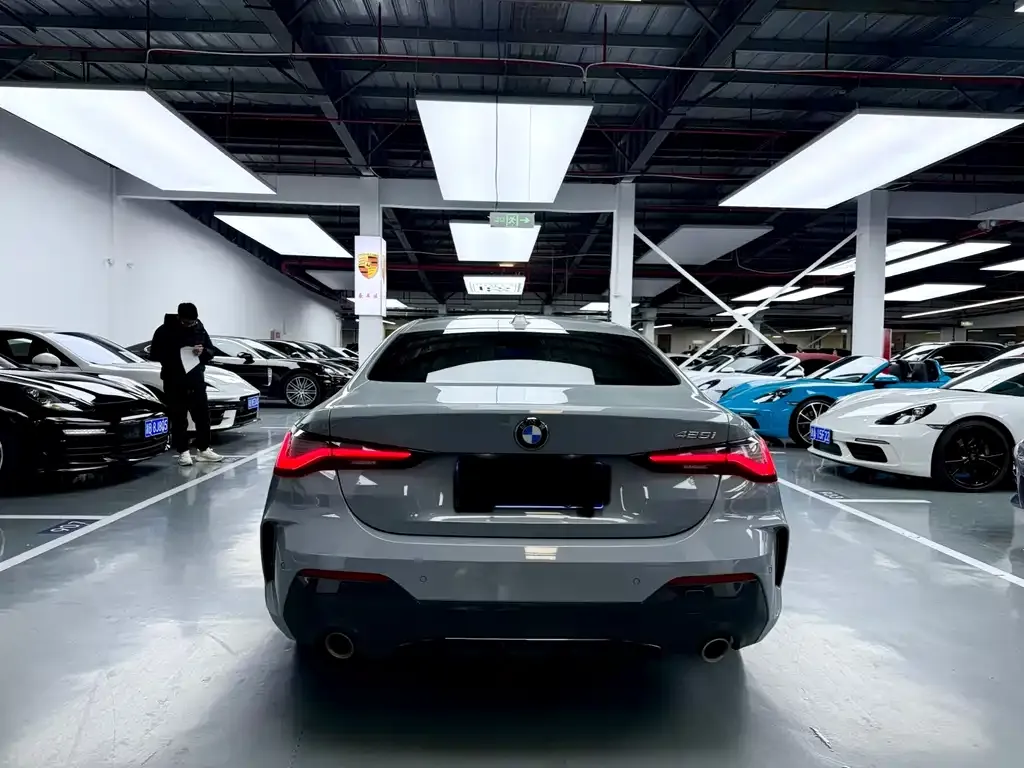 BMW 4 Series 2023 из CN, фото 6