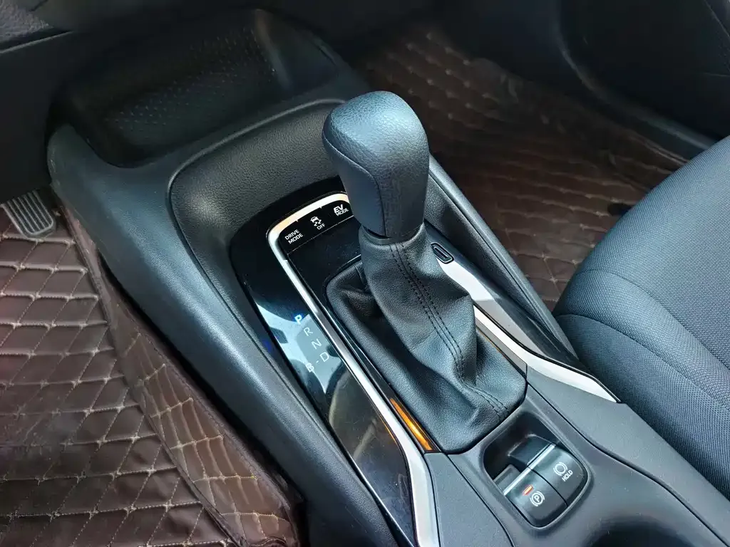 Toyota Corolla 2023 из CN, фото 4