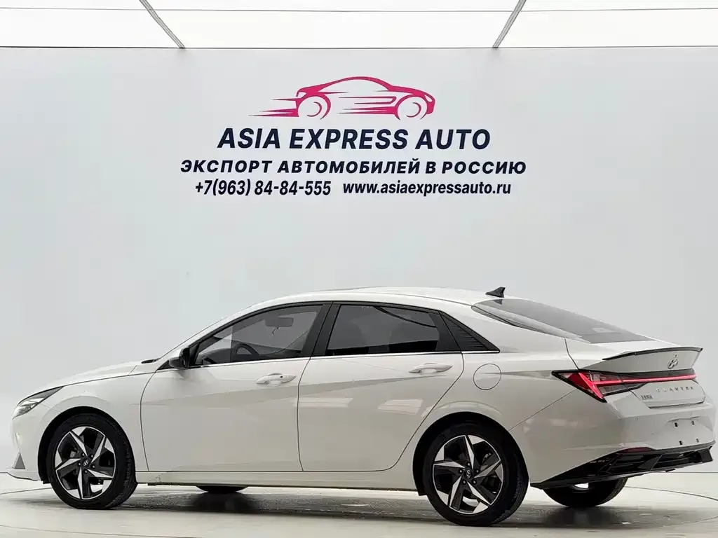 Hyundai Elantra 2022 из CN, фото 4