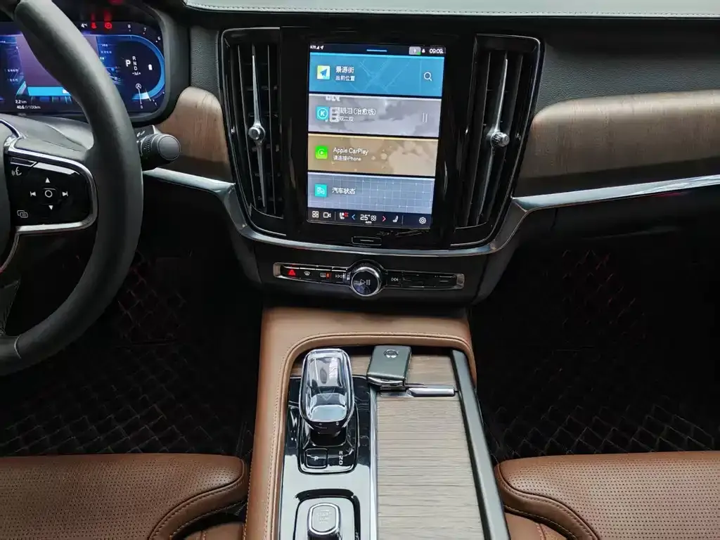 Volvo S90 — фото 3