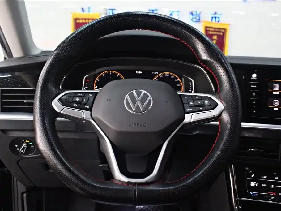 Volkswagen Passat — фото 4