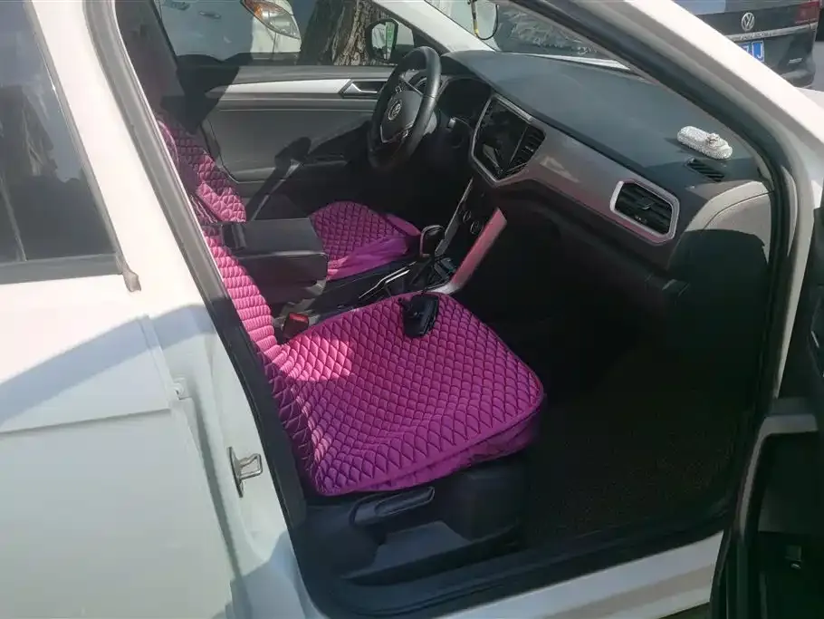 Volkswagen T-Roc 2022 из CN, фото 6