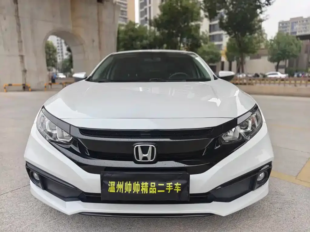 Honda Civic — фото 4