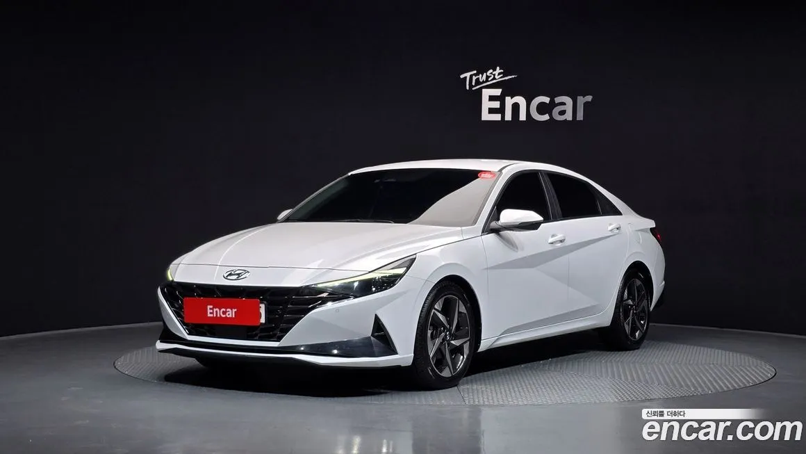 Hyundai AVANTE — фото 1