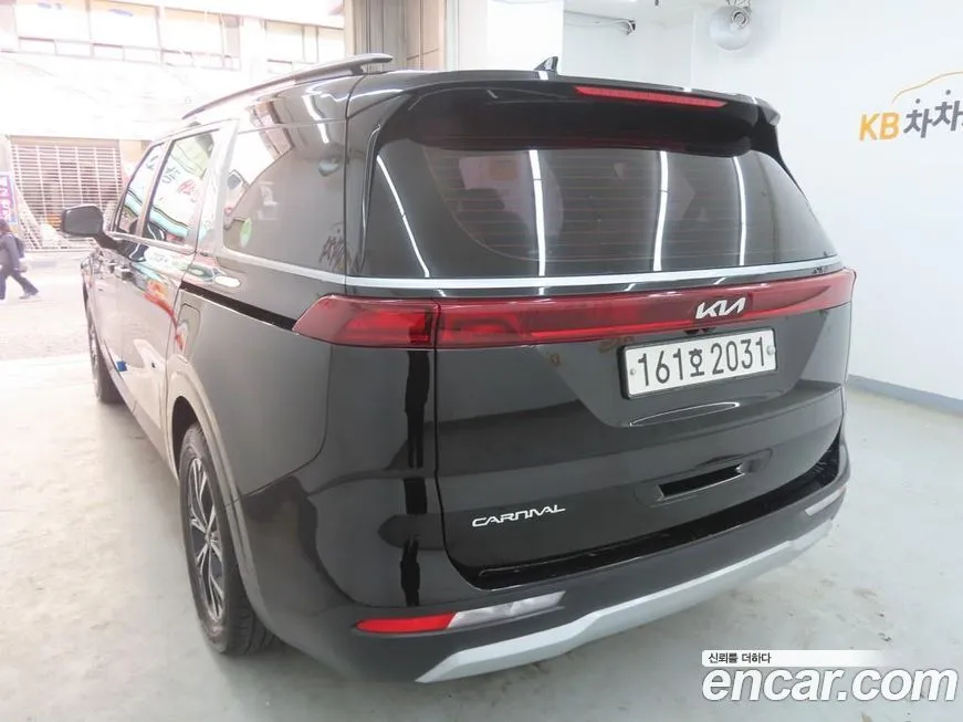 Kia Carnival 2023 из KR, фото 2