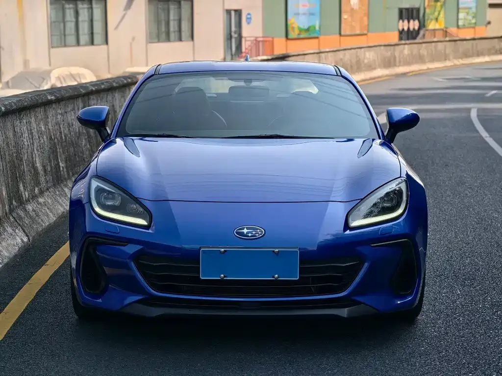 Subaru BRZ 2022 из CN, фото 6