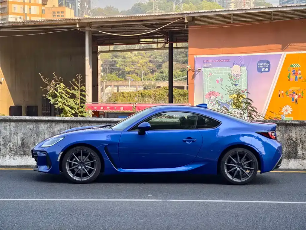 Subaru BRZ 2022 из CN, фото 8
