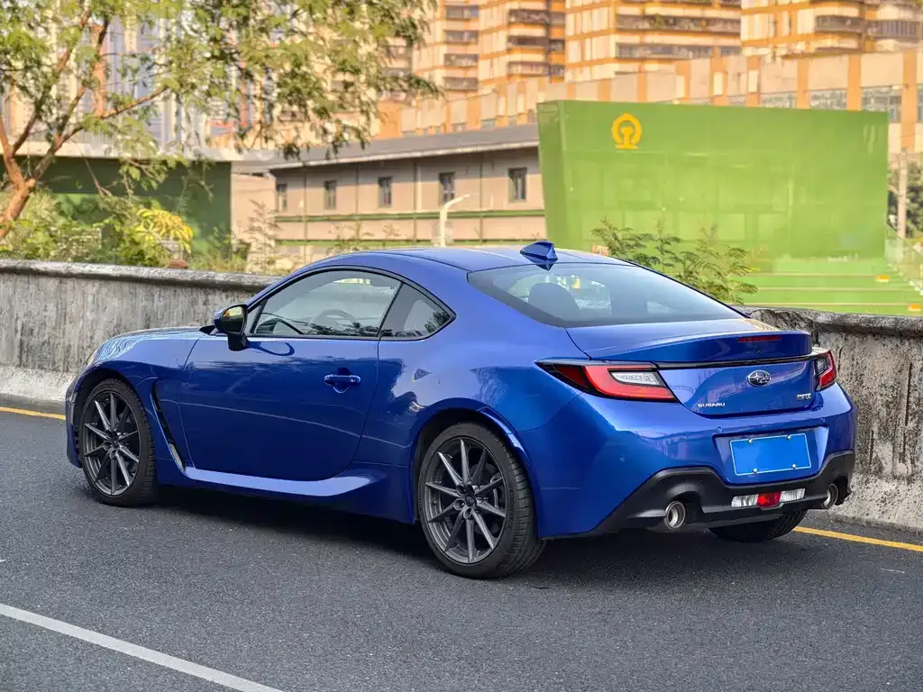 Subaru BRZ 2022 из CN, фото 3