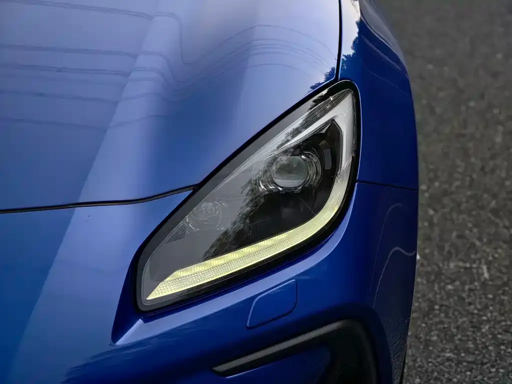 Subaru BRZ 2022 из CN, фото 10