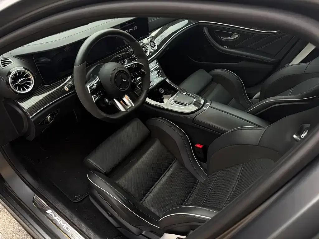 Mercedes-Benz E-Class AMG — фото 5
