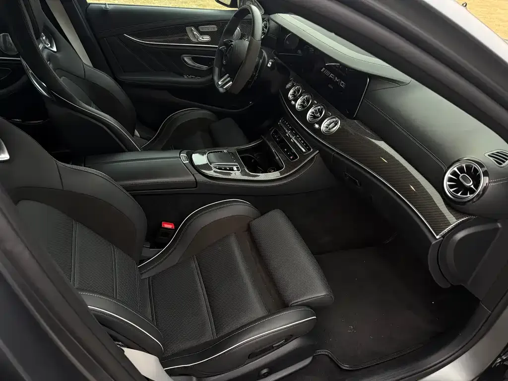 Mercedes-Benz E-Class AMG — фото 4