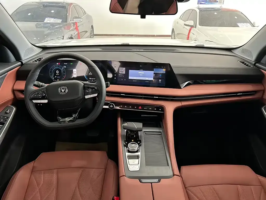 Changan CS75PLUS — фото 4