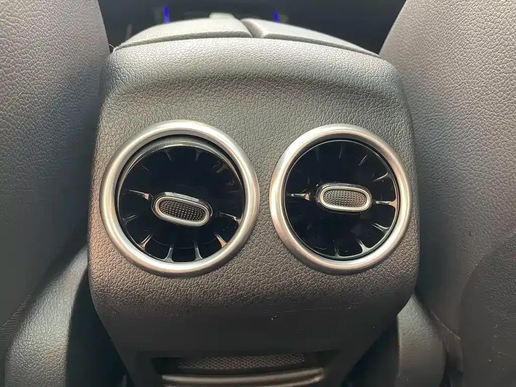 Mercedes-Benz GLA 2023 из CN, фото 7