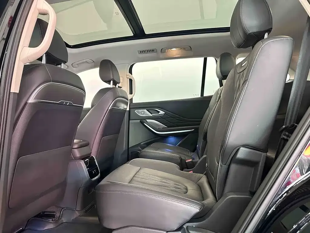 Hongqi HS7 PHEV 2024 из CN, фото 8