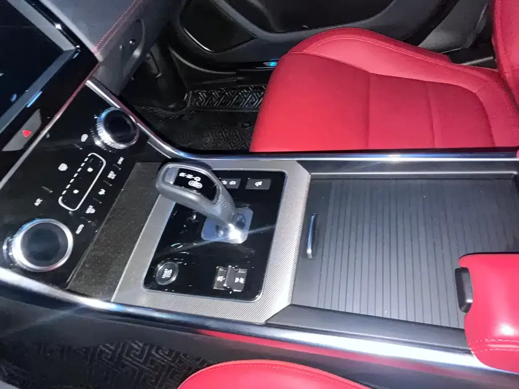 Jaguar XEL 2022 из CN, фото 6