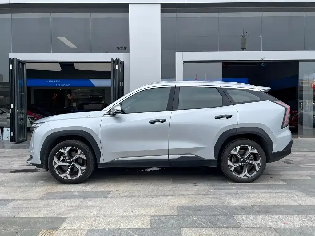 Geely Boyue L 2023 из CN, фото 2