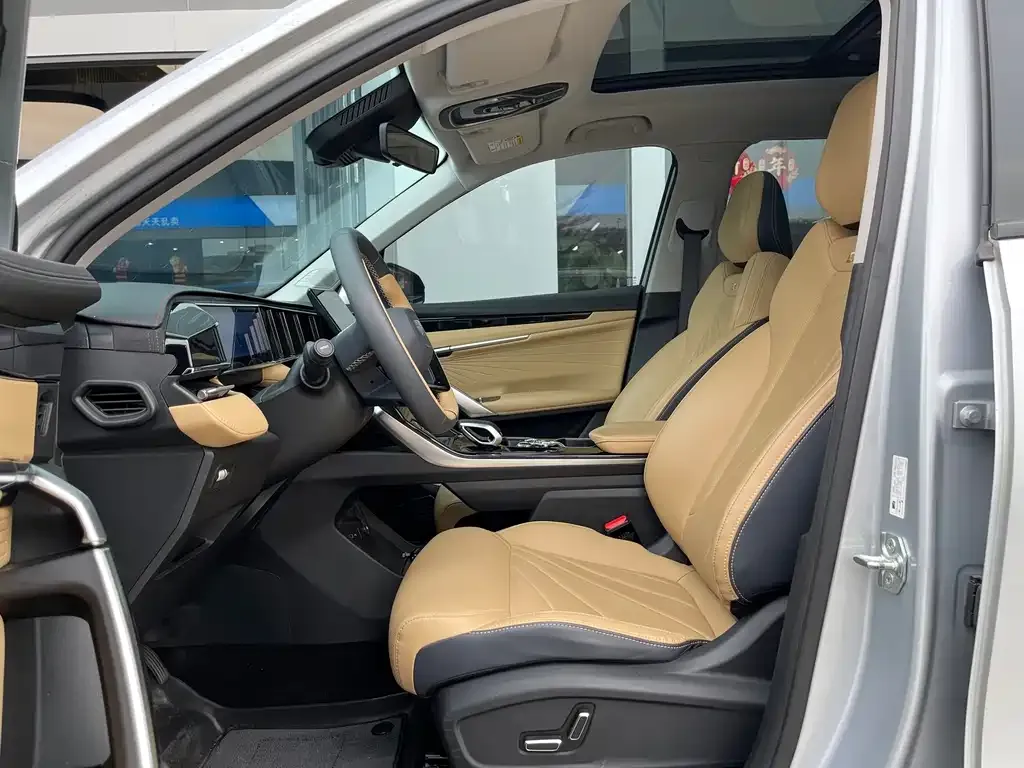 Geely Boyue L 2023 из CN, фото 9