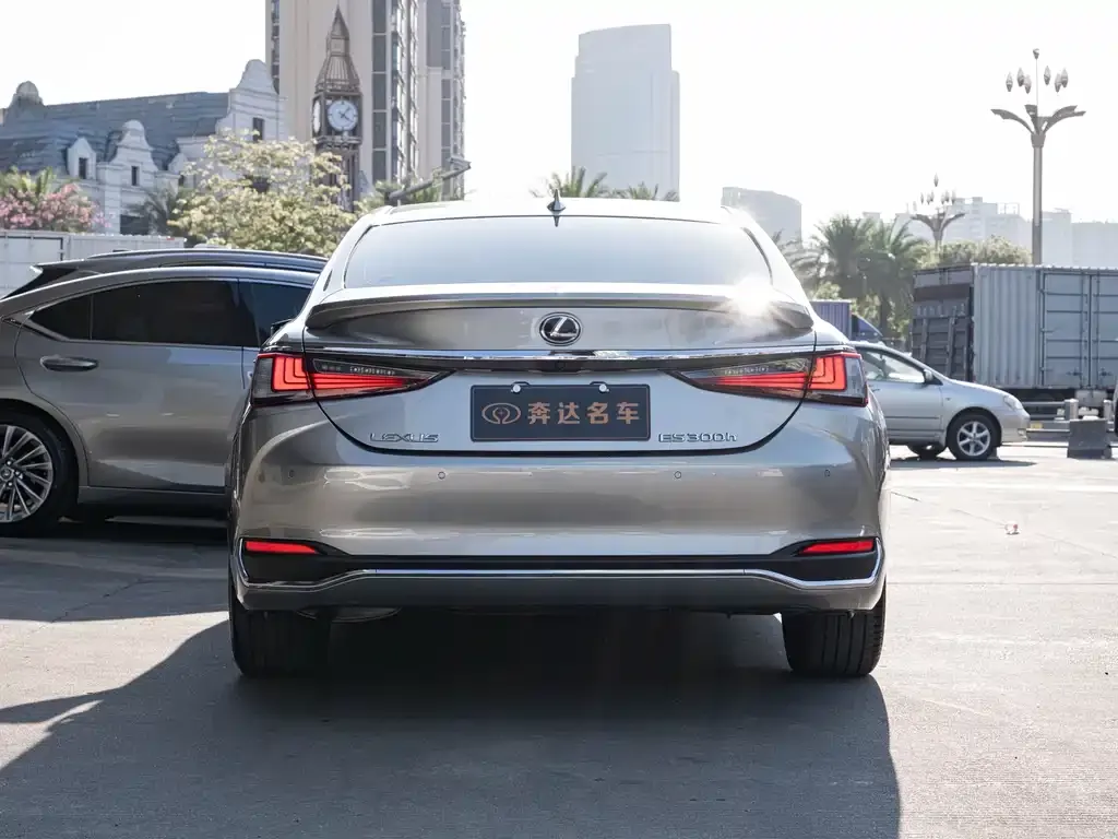 Lexus ES 2023 из CN, фото 7