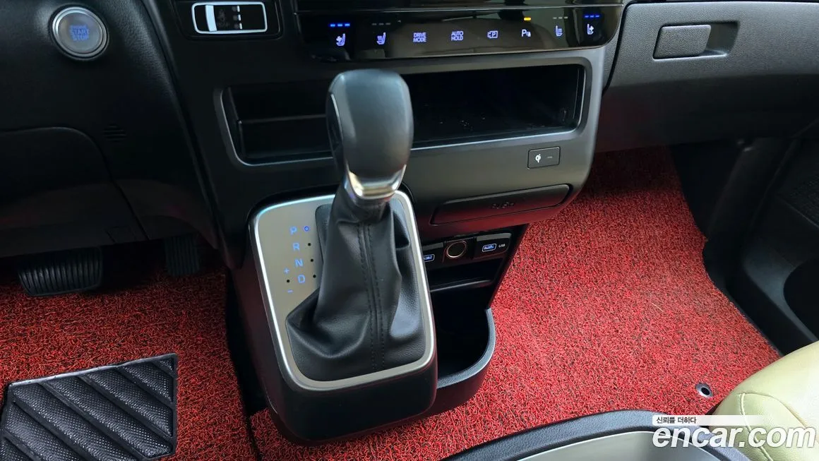 Hyundai Staria — фото 10