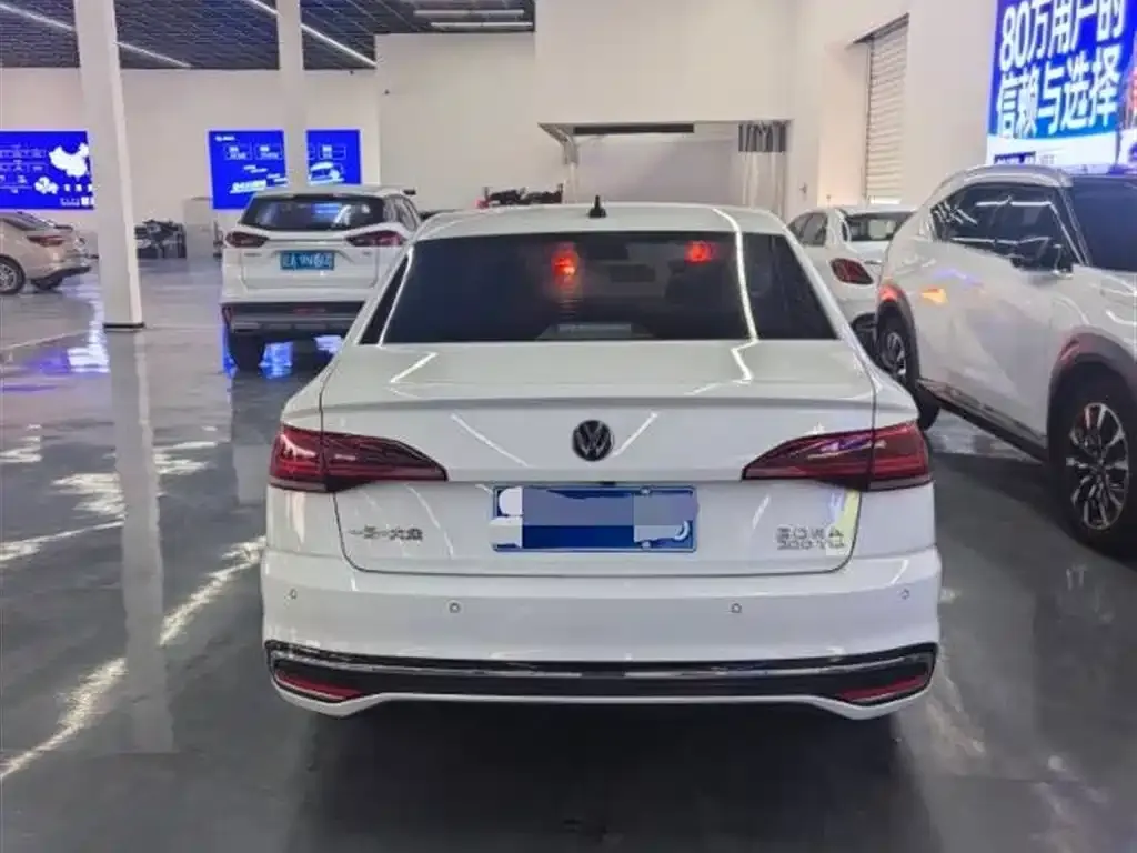 Volkswagen Bora 2023 из CN, фото 7