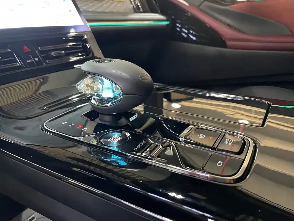 GAC Motor Trumpchi M8 — фото 6