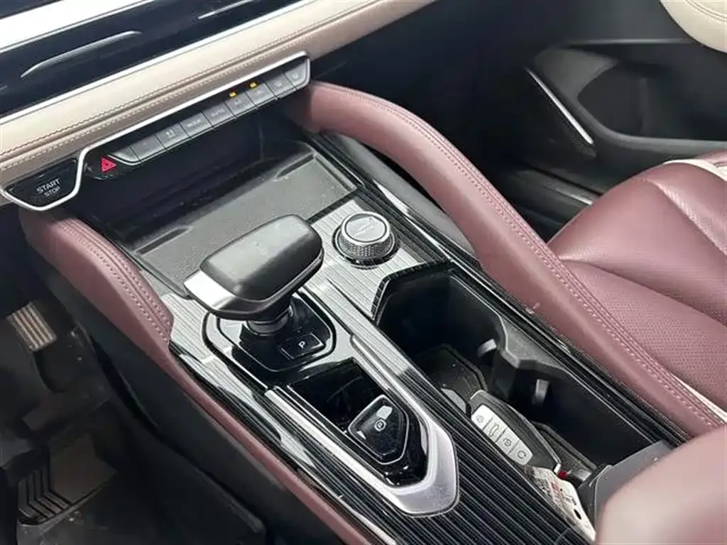Geely Xingyue L 2021 из CN, фото 8
