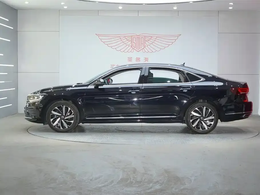 Volkswagen Passat — фото 2