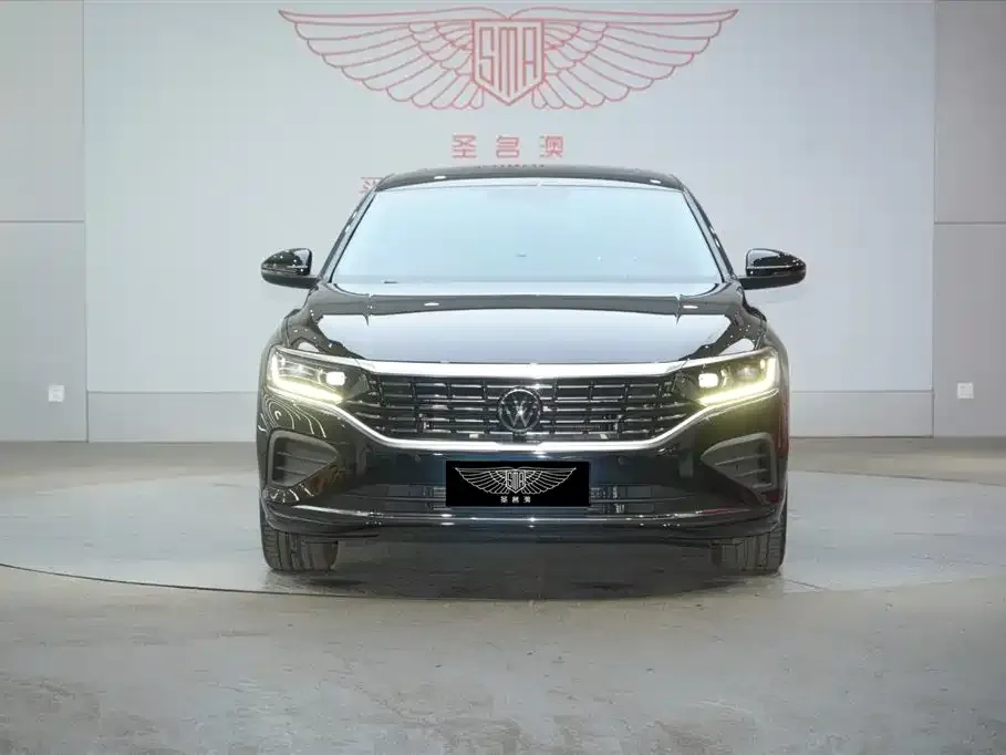 Volkswagen Passat — фото 10