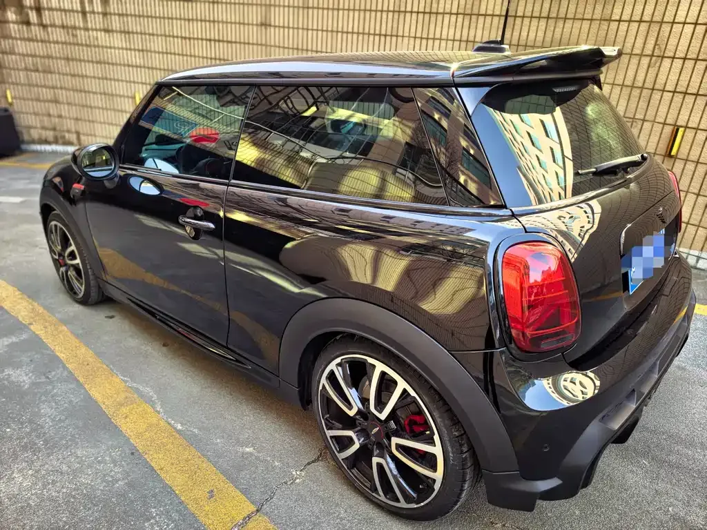 MINI JCW (John Cooper Works) — фото 8