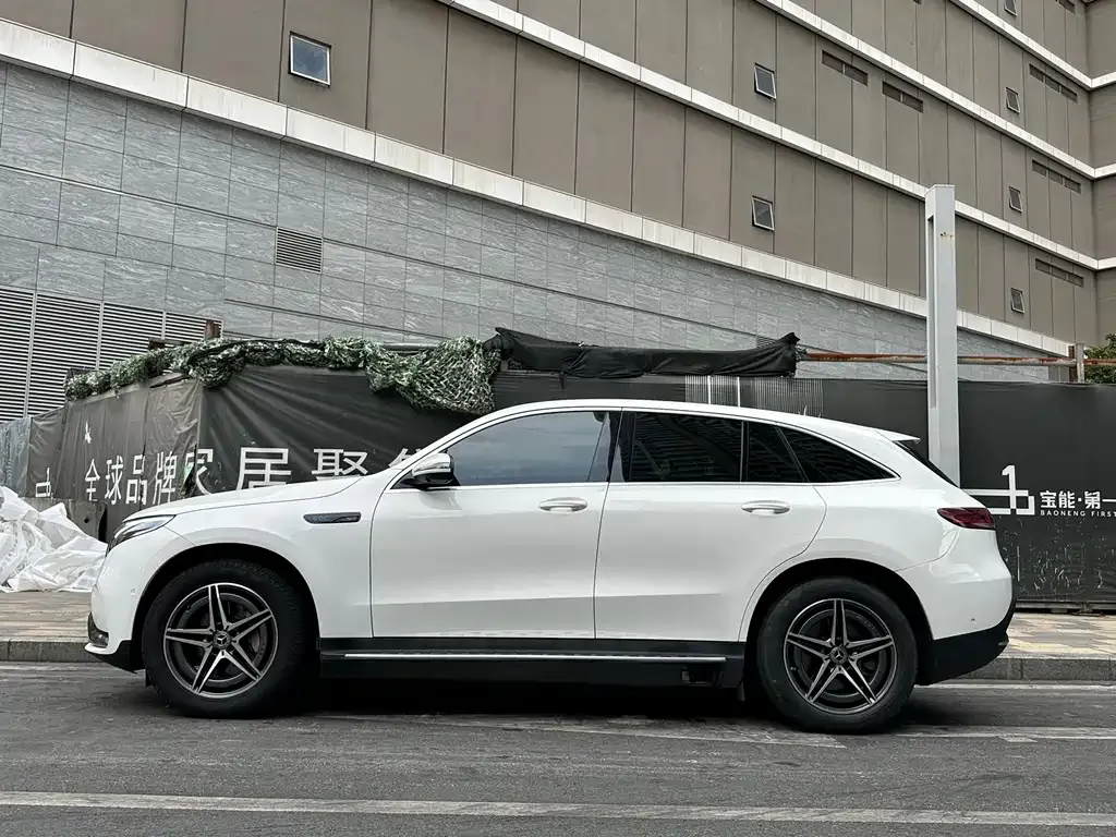 Mercedes-Benz EQC 2021 из CN, фото 2