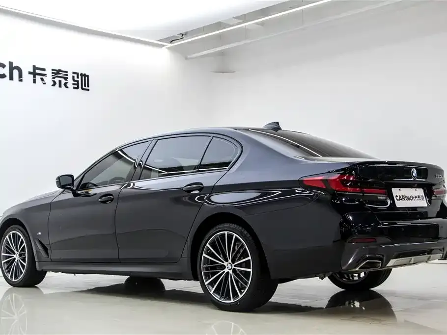 BMW 5 Series 2022 из CN, фото 5