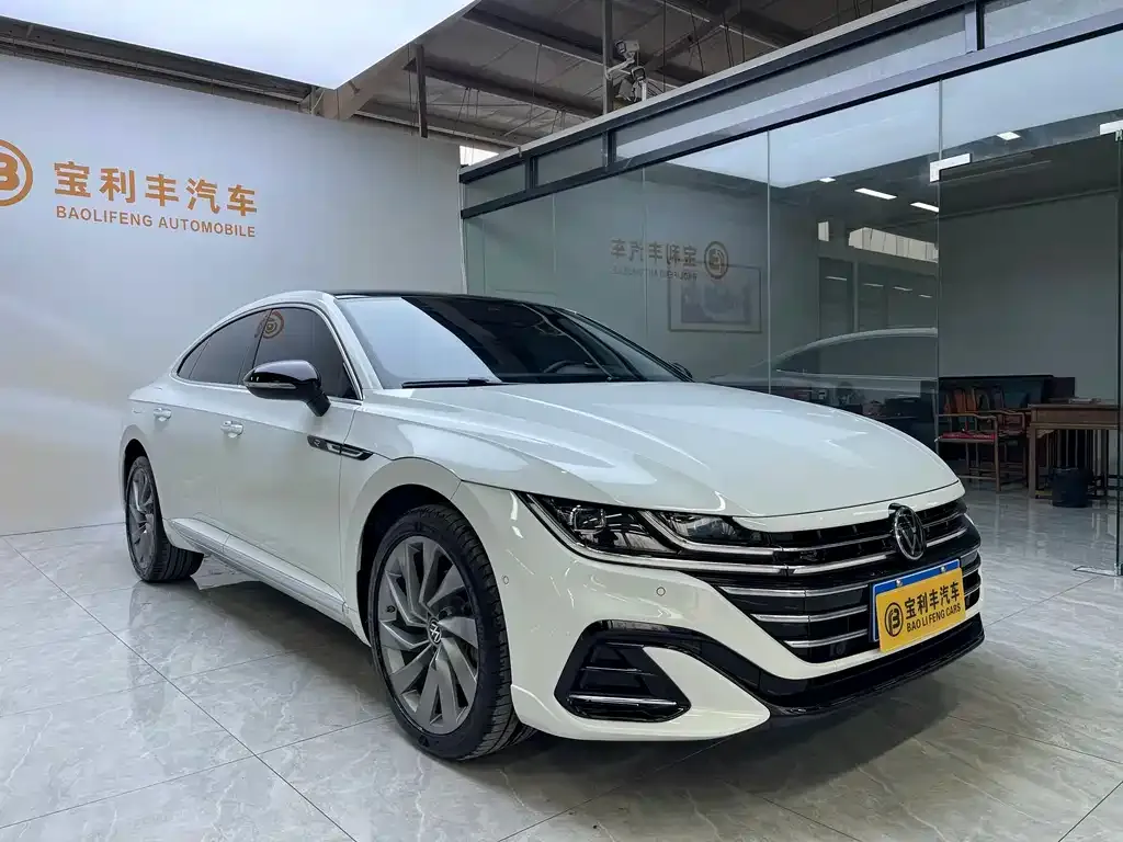 Volkswagen CC 2022 из CN, фото 4