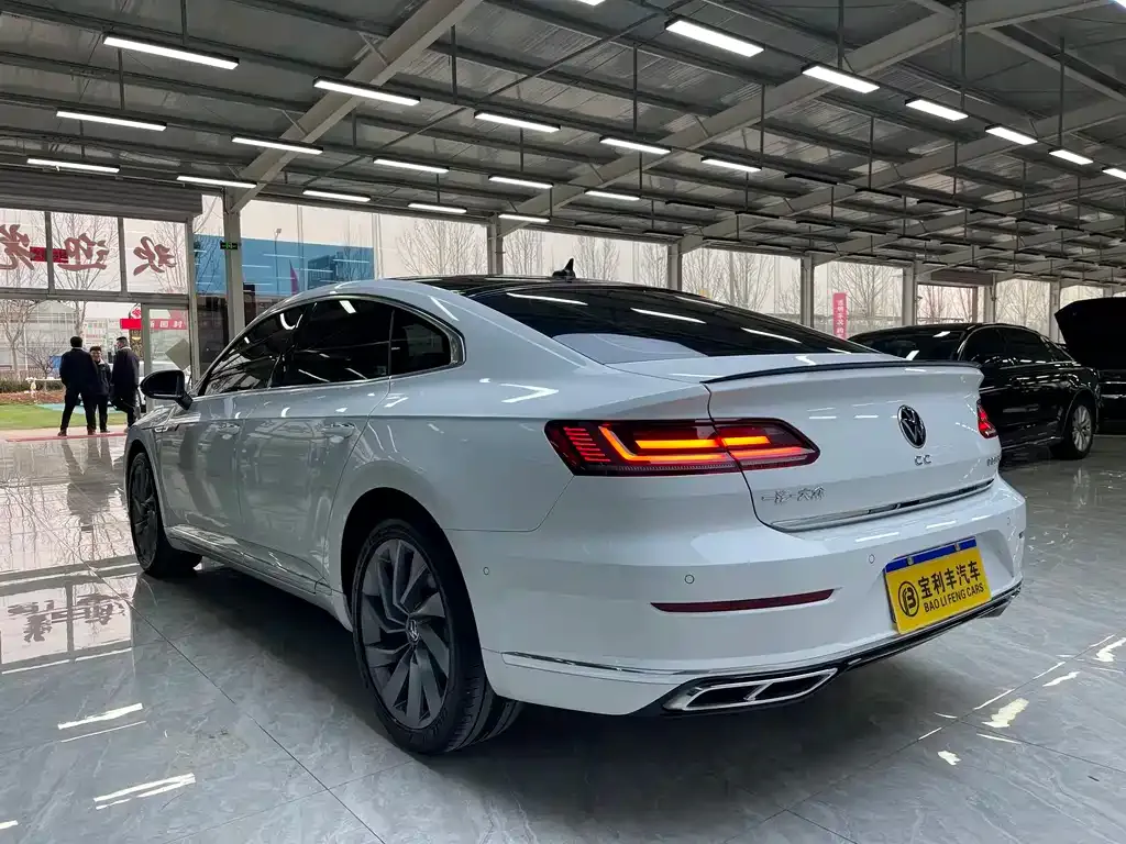 Volkswagen CC 2022 из CN, фото 7
