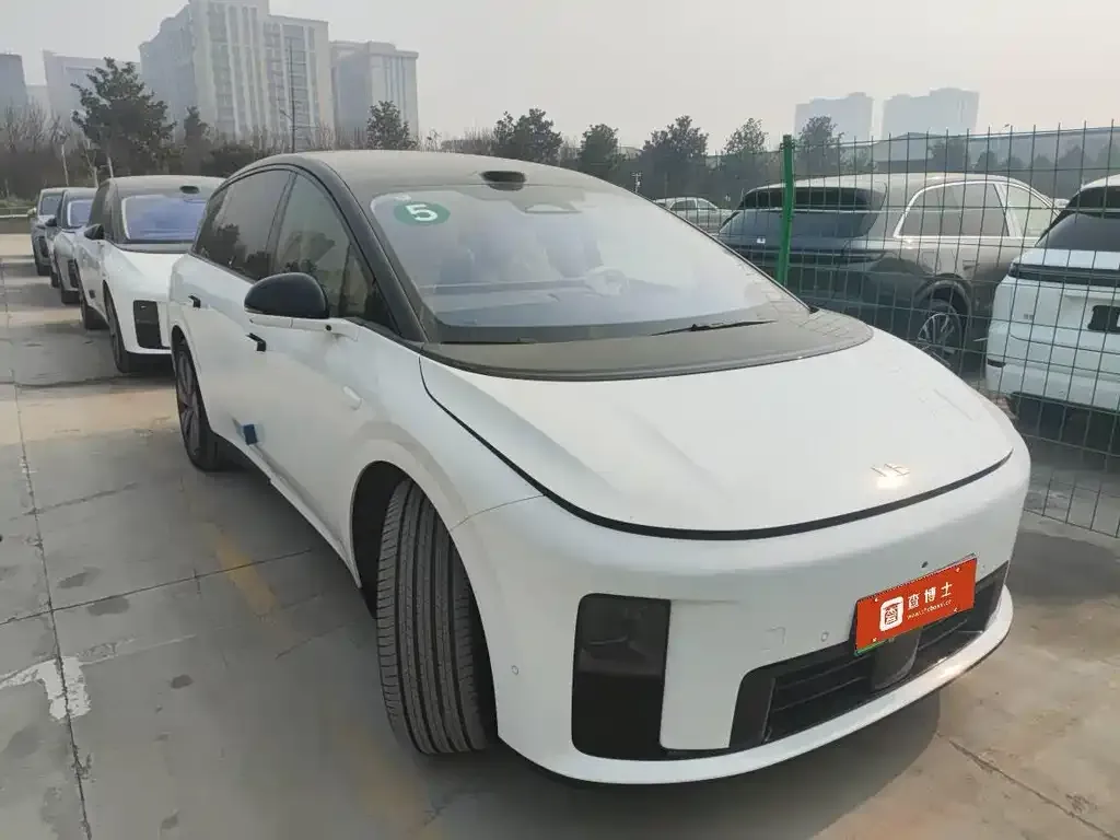 Li Auto i8 2025 из CN, фото 6