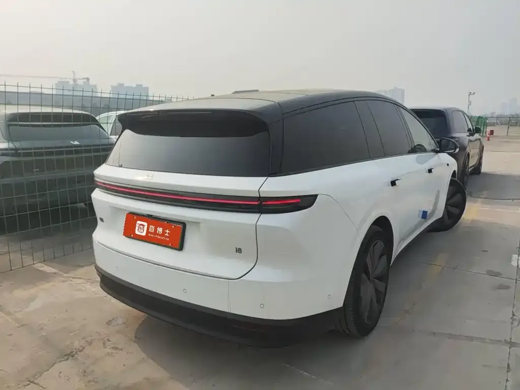 Li Auto i8 2025 из CN, фото 4