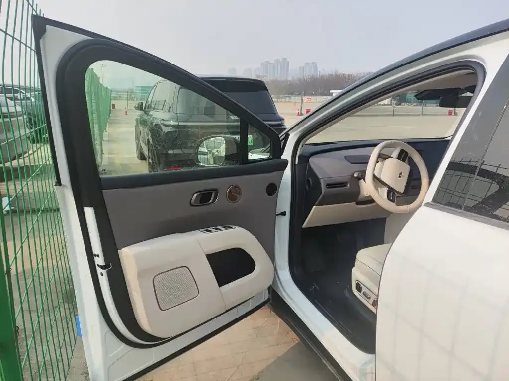 Li Auto i8 2025 из CN, фото 8