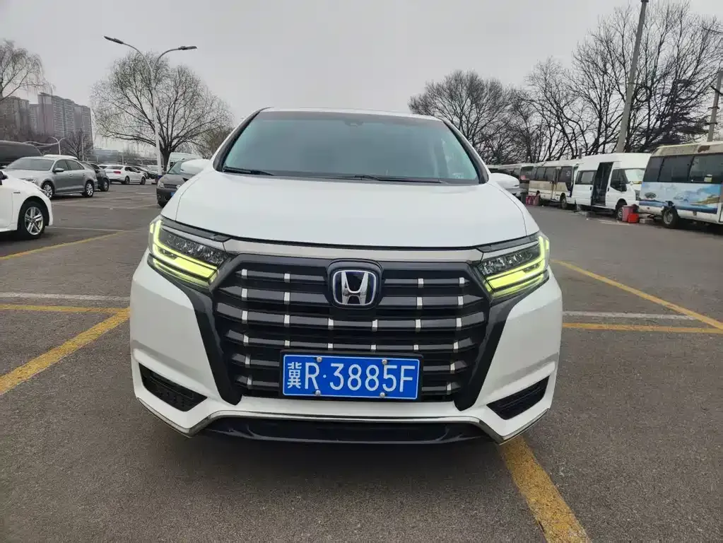 Honda Elysion 2022 из CN, фото 5