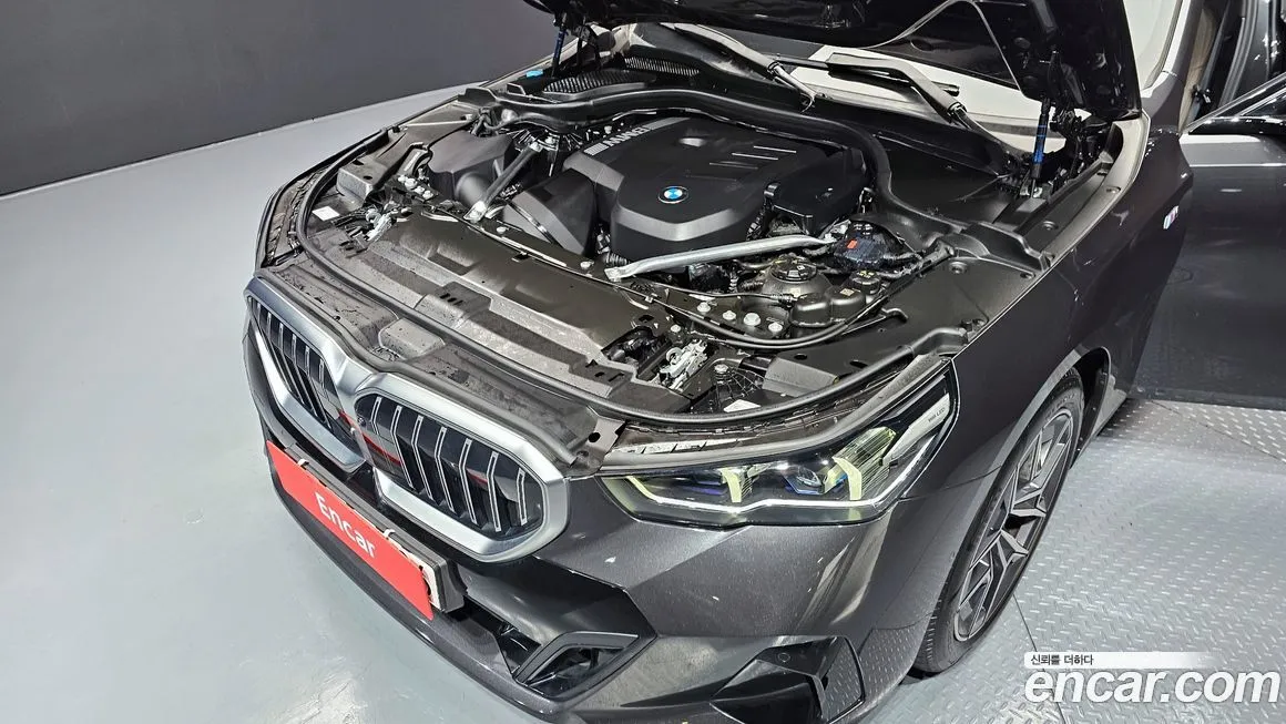 BMW 5-Series 2024 из KR, фото 7