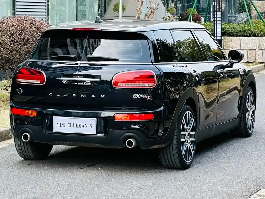MINI Clubman — фото 5