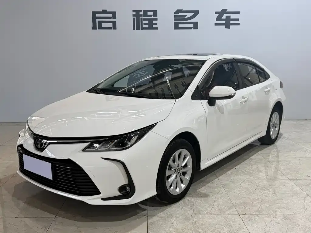 Toyota Corolla 2022 из CN, фото 1