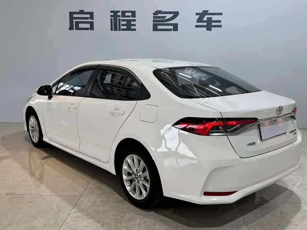 Toyota Corolla 2022 из CN, фото 10